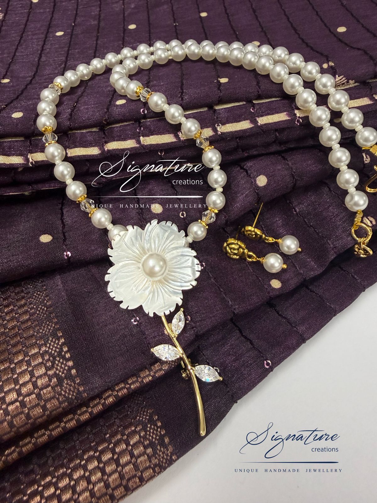 Shell Pearl and Mother-of-Pearl Flower Set