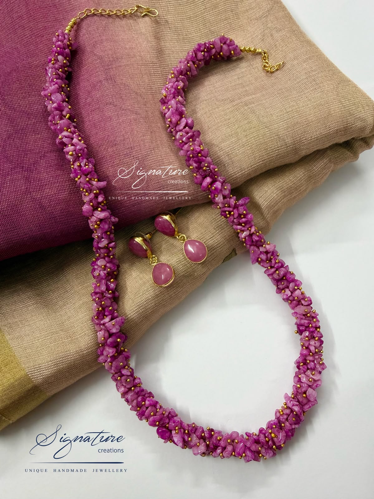 Corundum Chip Garland Necklace