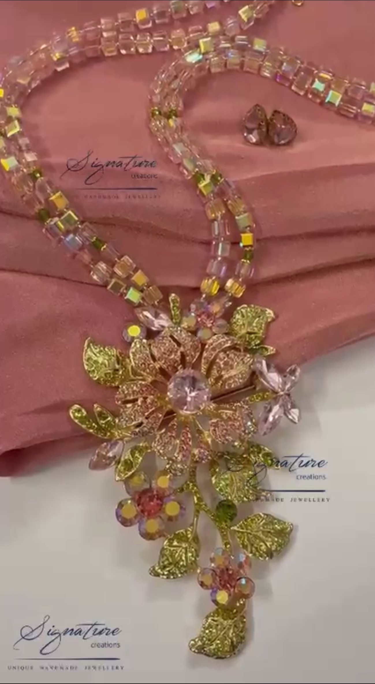 Pink Floral Bouquet Set