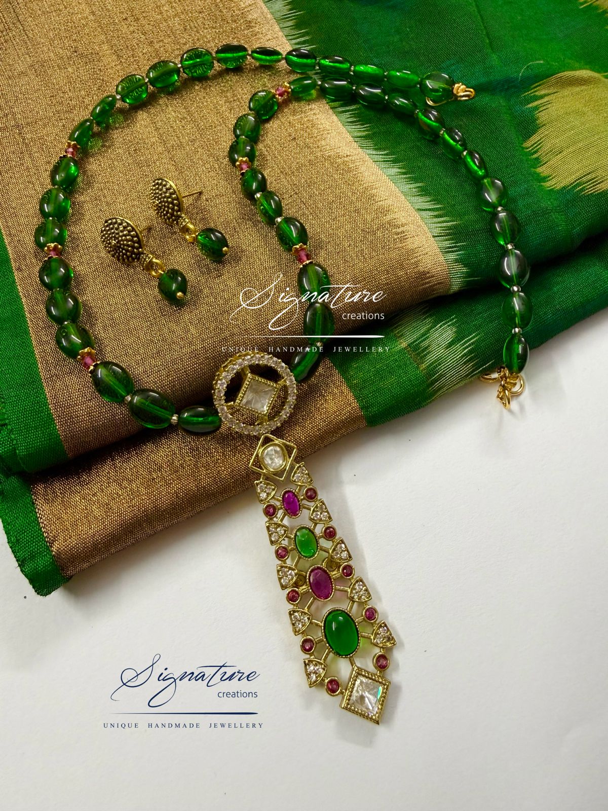 Green Glass Bead Traditional Pendant Set