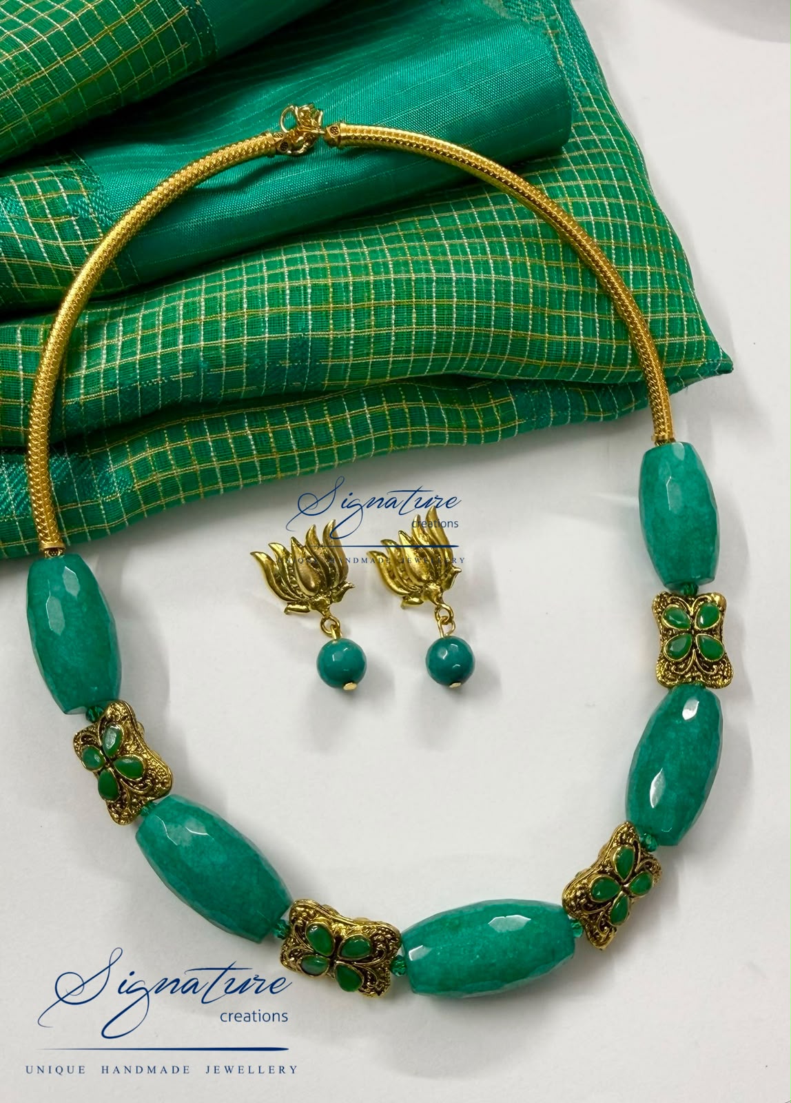Teal Agate Hasli Necklace
